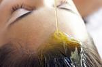 Как наносить масло на волосы